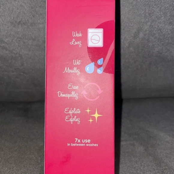 Makeup Erasers (qty.) 7.​ - Picture 4 of 6